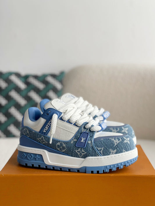 LV BLUE TRAINERS